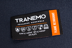 The FR-emblem indicates the Arc-Rating of the garment and which standards it approves for.